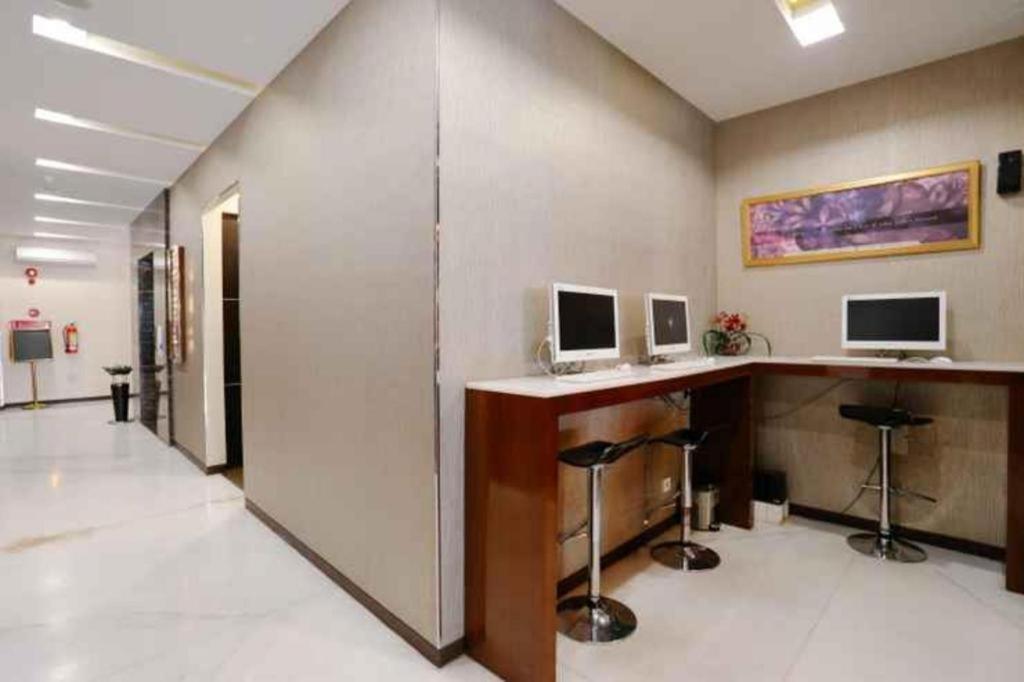 Favor Center By Life Hotel