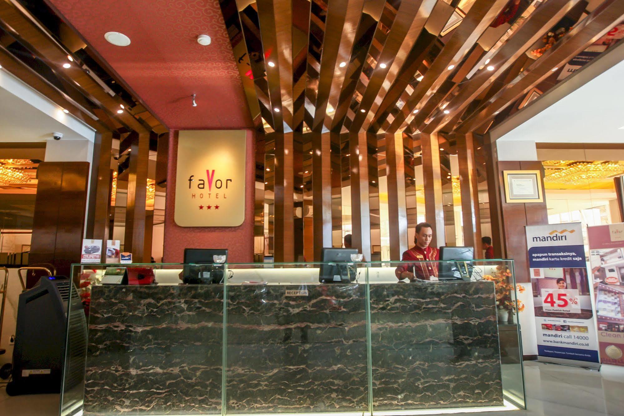 Favor Center By Life Makassar